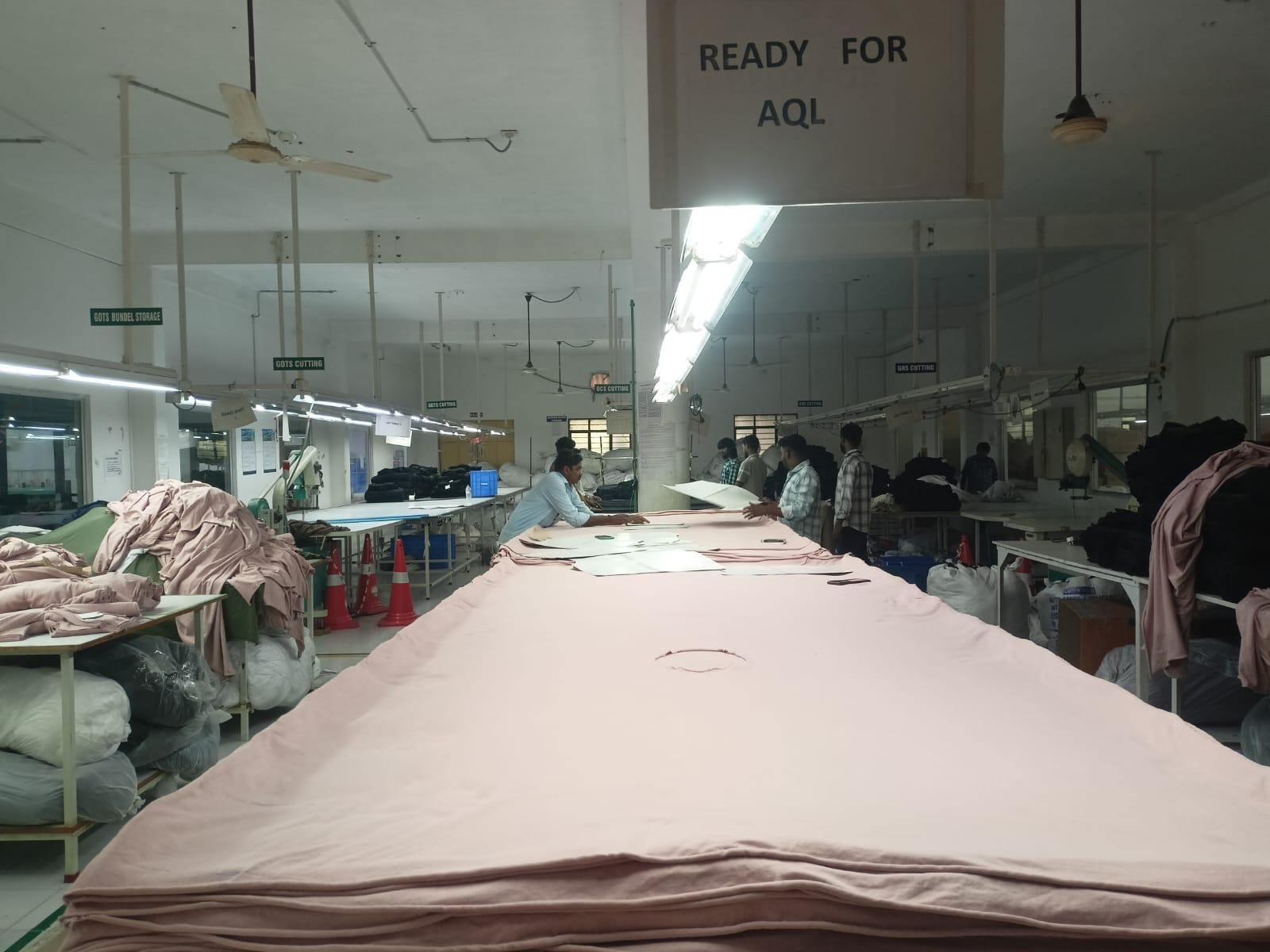 Industrial batch jet dyeing unit